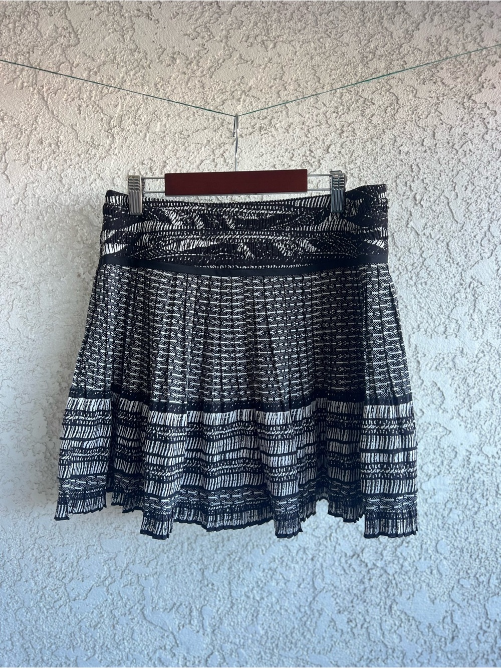 Twelfth Street by Cynthia Vincent Black & White Textured Circle Skirt
